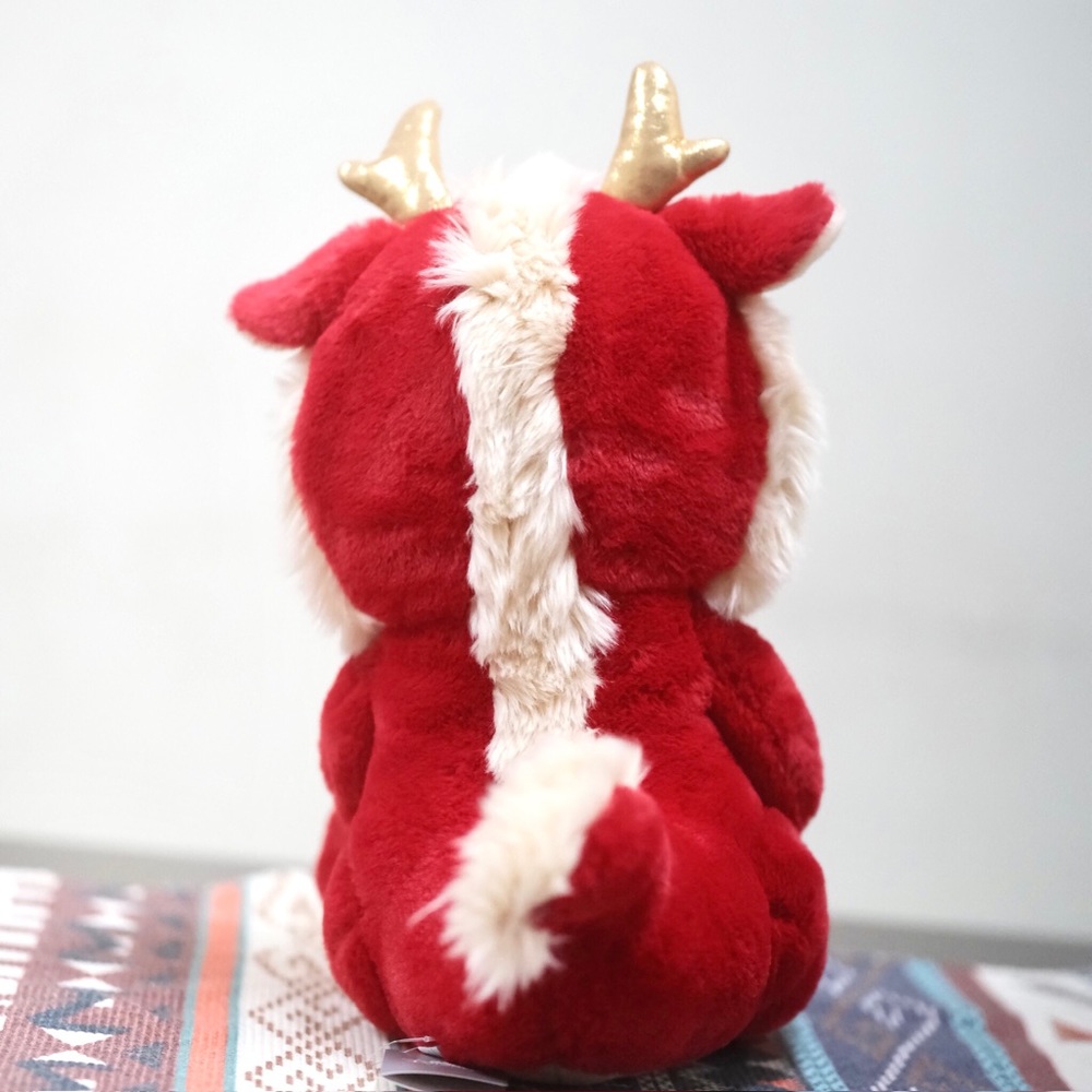 Disney Japan Authentic Pooh Plush Size M Red Year of the Dragon 2024 - NEW - Picture 6 of 8